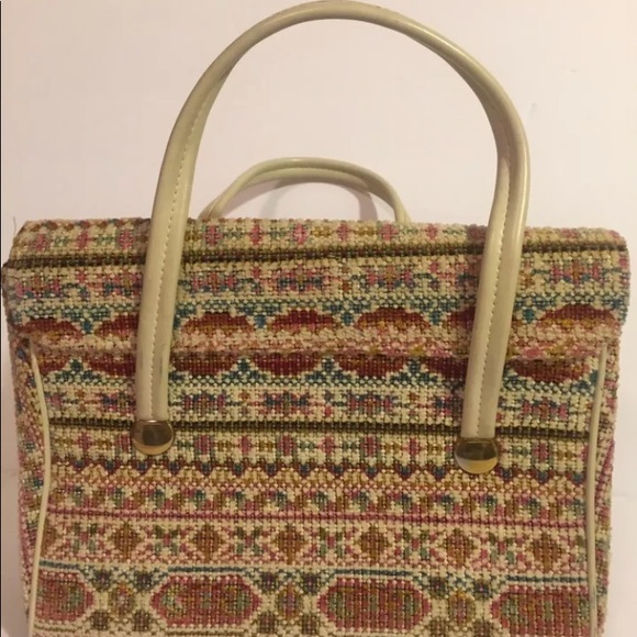 Vtg Tapestry  Handbag Vinyl Handles Lock Closure - Picture 2 of 4